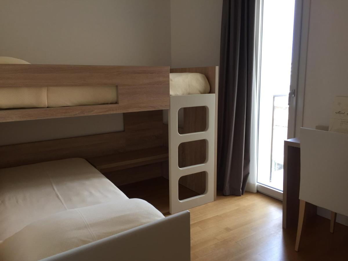 Hotel Italy Бибионе Экстерьер фото